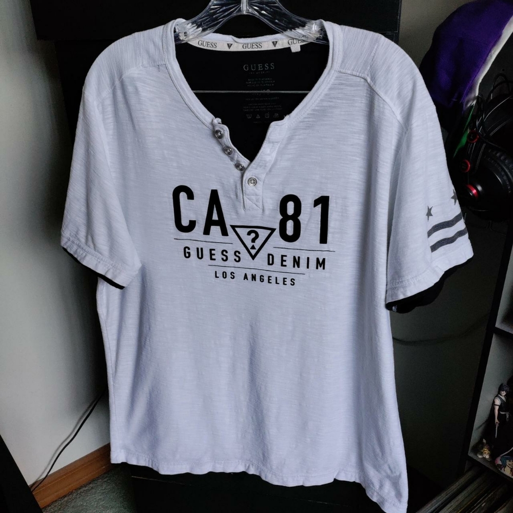 Guess t shirt